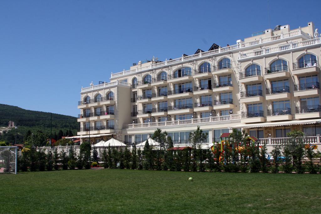 Therma Palace - Private Beach & Free Parking Kranevo Exterior foto